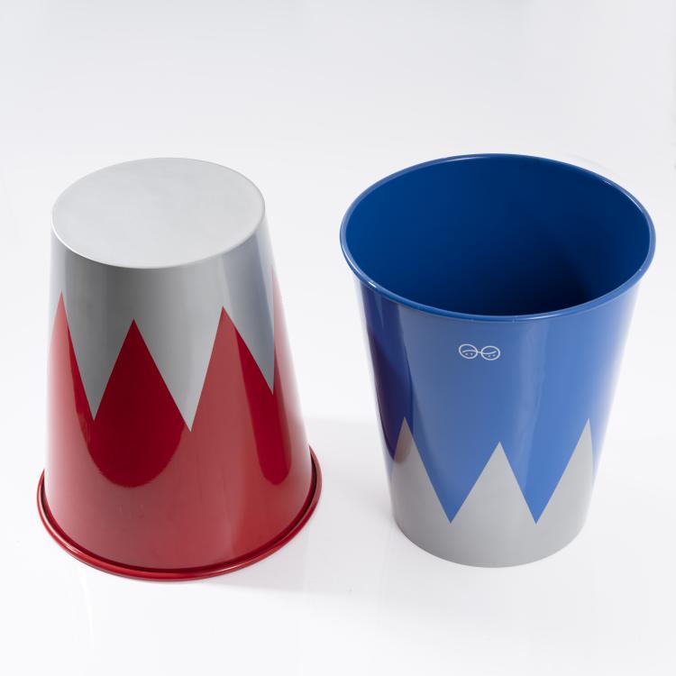 Bild 3 zu Objekt, 2 'Colucci' stools / containers, 1986, Philippe Starck, Driade Aleph, Mailand., 161C 721
