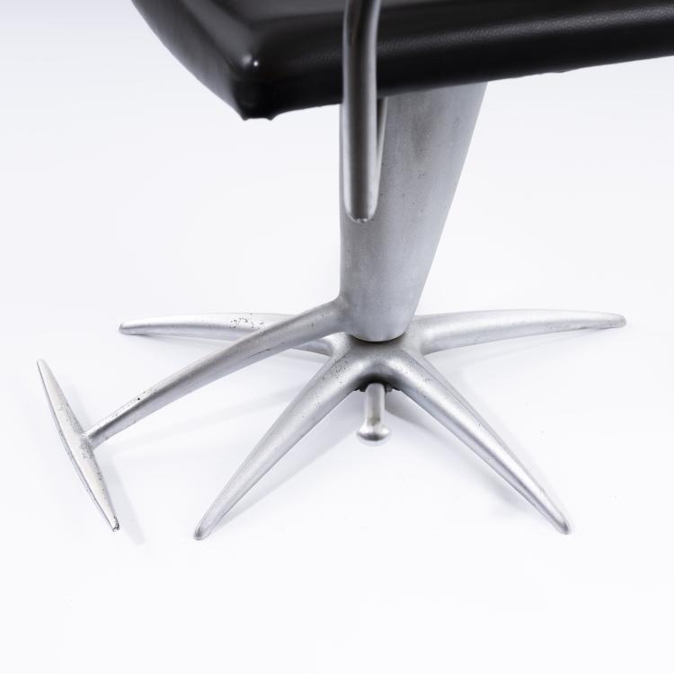Bild 8 zu Objekt, 'Techno' barber chair, 1989, Philippe Starck, Driade Aleph, Mailand, 161C 745