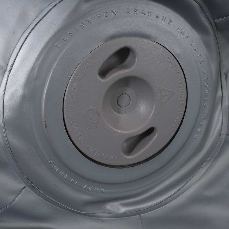 Bild 3 zu Objekt, 'Memo' beanbag chair, 1999, Ron Arad,Nick Crosbie, Inflate Studio, London, 161C 792