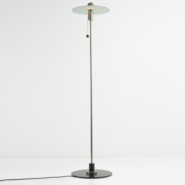 Bild 1 zu Objekt, 'B ST 23' floor lamp, 1923, Gyula Pap, Tecnolumen, 161C 453