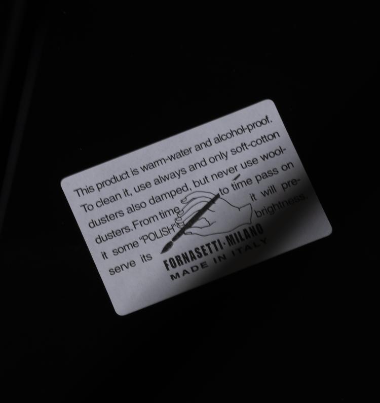 Bild 4 zu Objekt, Beistelltisch 'Fior di Lina', 2015, Barnaba Fornasetti, Fornasetti, Mailand, 161A 163