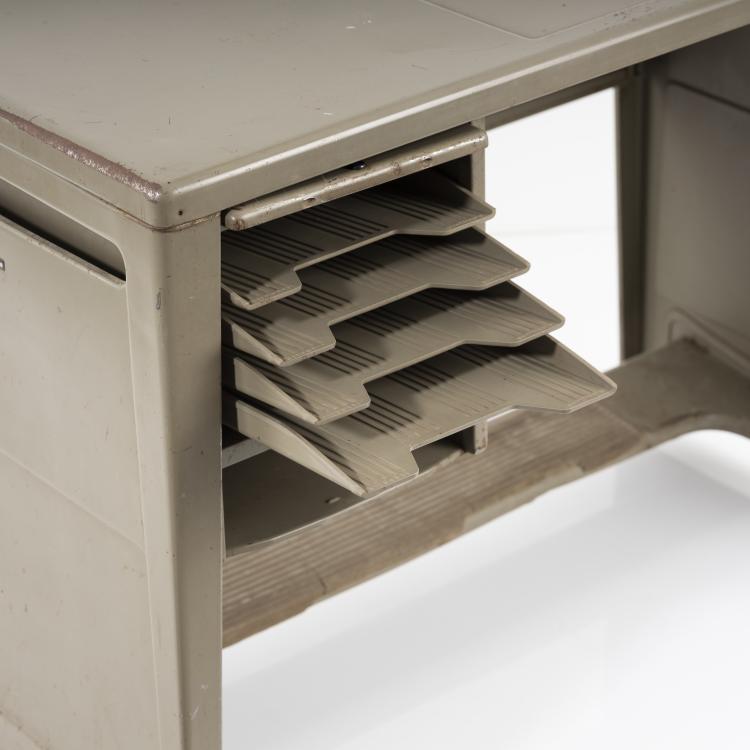 Bild 5 zu Objekt, 'Synthesis' typewriter table, 1973, Ettore Sottsass, Olivetti, Ivrea, 161A 187