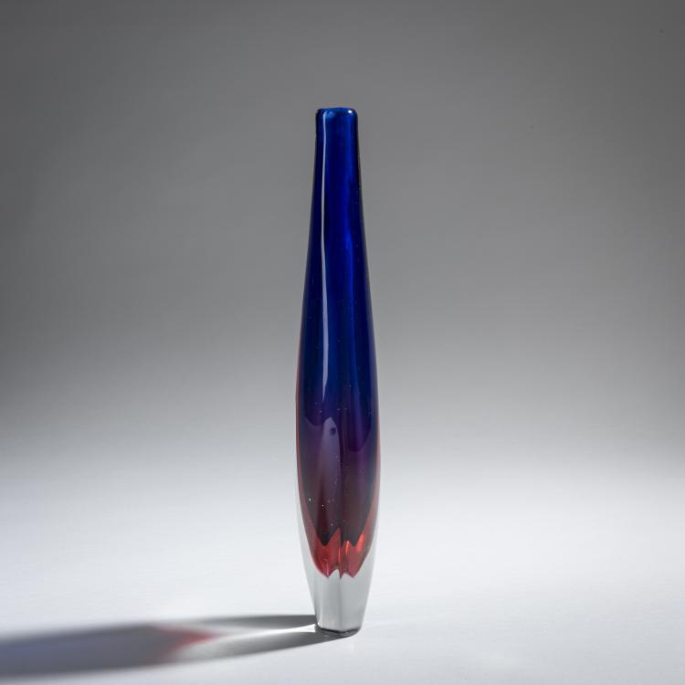 Bild 1 zu Objekt, 'Sommerso blu rubino' vase, c. 1954, Flavio Poli, Seguso Vetri d'Arte, Murano, 161B 365