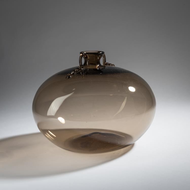 Bild 2 zu Objekt, Henkelvase 'Soffiato', 1921-26, Vittorio Zecchin, Venini & C., Murano oder Cappellin, M.V.M., Murano, 161B 246