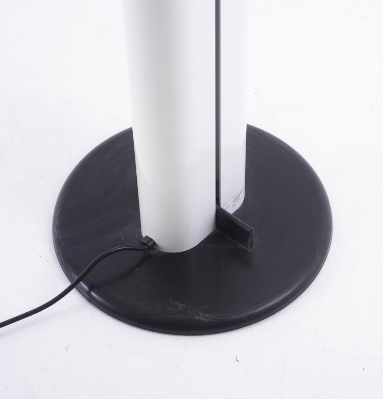 Bild 2 zu Objekt, Stehleuchte 'Megaron', 1979, Gianfranco Frattini, Artemide, Mailand, 161A 209