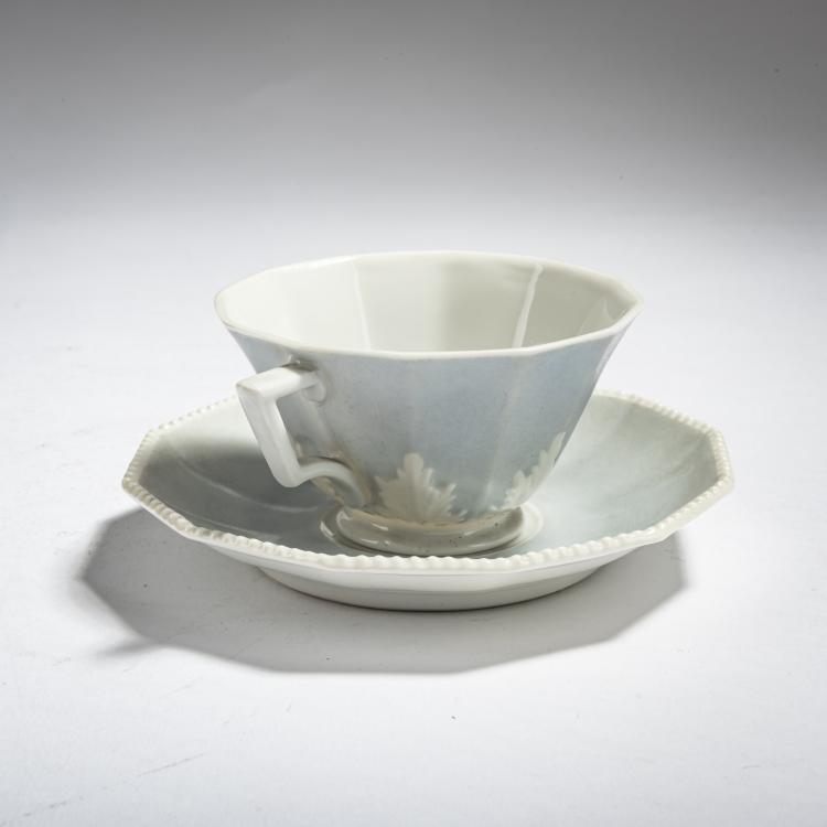 Bild 1 zu Objekt, Mocha cup 'Perl/Symphony blue', c. 1793, Dominikus Auliczek (after), Nymphenburg, KPM, 162C 454