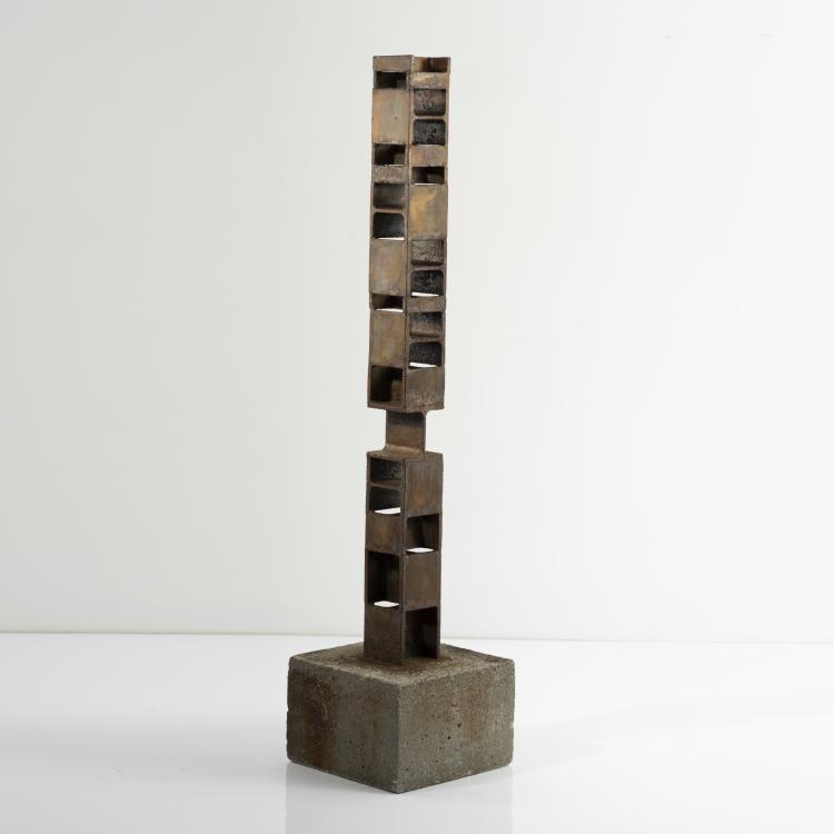 Hauptbild zu Objekt, Iron sculpture / stele, 1970 / 80s, D&auml;nemark (zugeschrieben), 161C 619