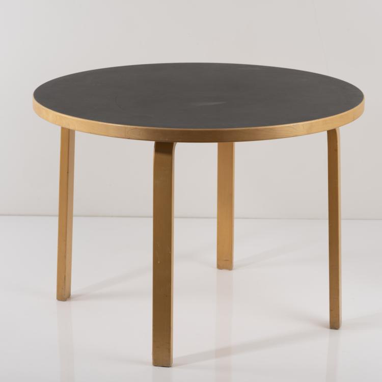 Hauptbild zu Objekt, Esstisch 'L-Leg' - '90', 1933, Alvar Aalto, Artek, Helsinki, 161C 479