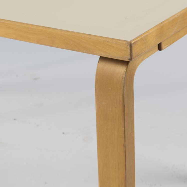 Bild 5 zu Objekt, Zwei Tische 'L-Leg', um 1933, Alvar Aalto, Artek, Helsinki, 161C 482