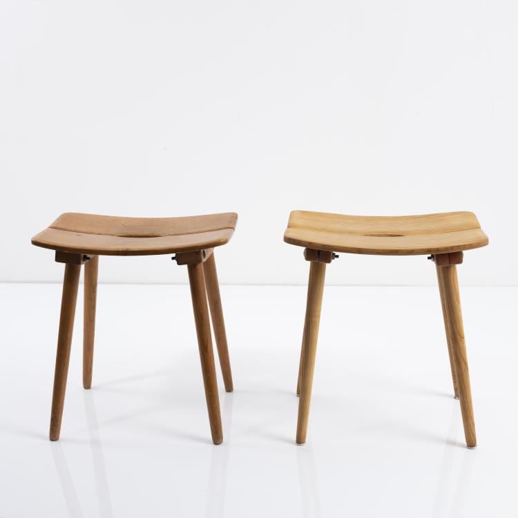 Hauptbild zu Objekt, 2 stools, 1944/45, Jacob M&uuml;ller, Werksgenossenschaft Wohnhilfe, Z&uuml;rich, 161C 494