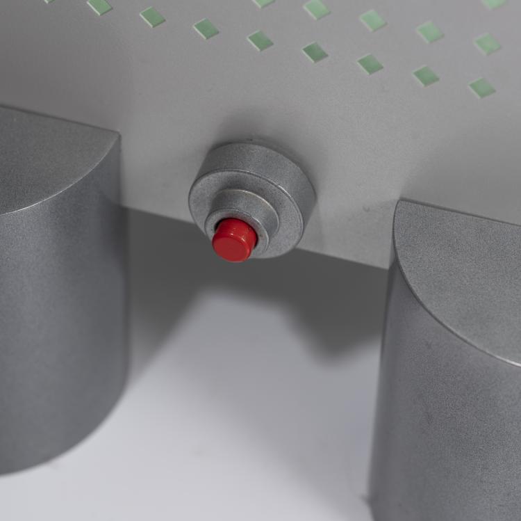 Bild 3 zu Objekt, 2 'Zerodue WWF Tower' floor lamps from the 'Still Light' series, 1985, Matteo Thun,Andrea Lera, Bieffeplast, Padua, 161A 221