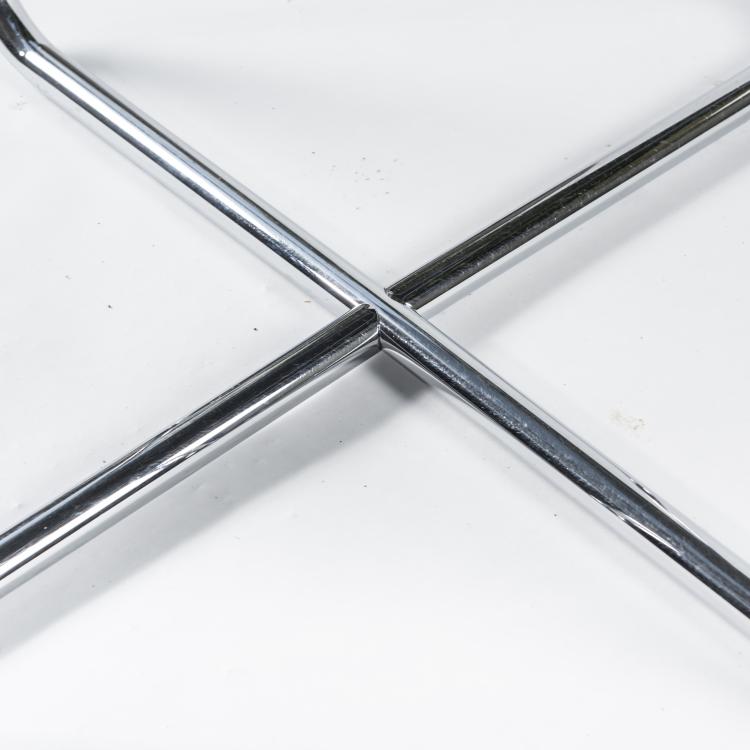 Bild 3 zu Objekt, Sofatisch 'MR 140', 1927, Ludwig Mies van der Rohe, Cassina, Mailand (zugeschrieben), 163A 9