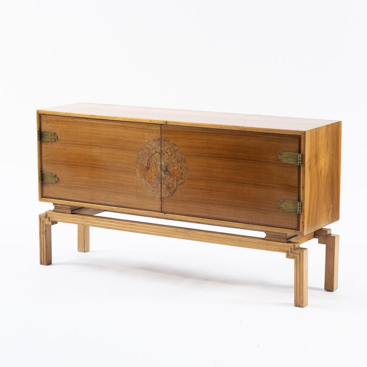 Hauptbild zu Objekt, Sideboard, 1920s, Vereinigte Werkst&auml;tten, M&uuml;nchen, 161C 448