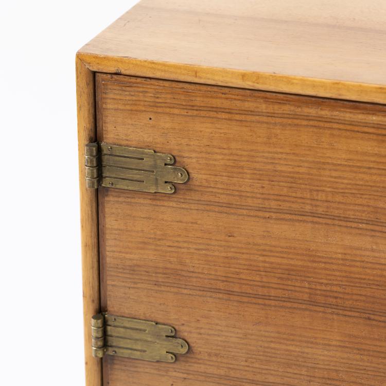 Bild 6 zu Objekt, Sideboard, 1920s, Vereinigte Werkst&auml;tten, M&uuml;nchen, 161C 448