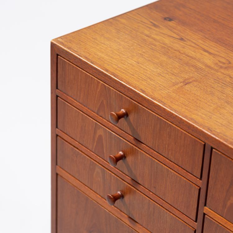 Bild 5 zu Objekt, Dresser, 1950s, Egon Bro Pedersen, Thomsen, K., Snedkermester, 161C 499