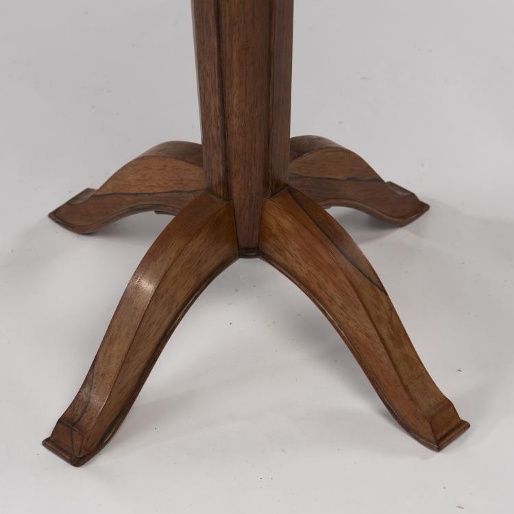 Bild 3 zu Objekt, Side table, 1920s, Vereinigte Werkst&auml;tten, M&uuml;nchen (zugeschrieben), 161C 449