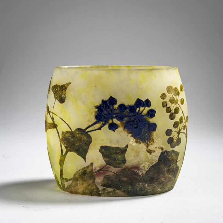 Hauptbild zu Objekt, Vase 'Je meurs o&ugrave; je m'attache', um 1910, Nancy Daum Fr&egrave;res, Daum Fr&egrave;res, Nancy, 162B 106
