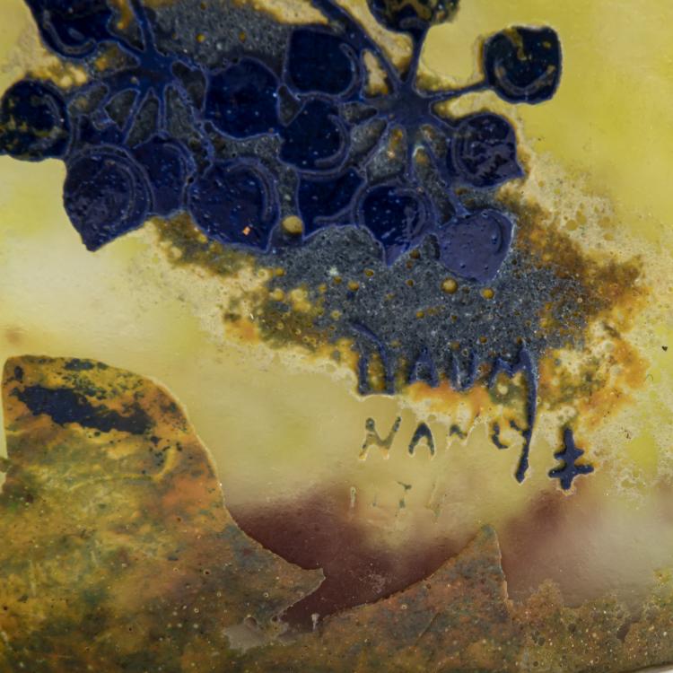 Bild 3 zu Objekt, Vase 'Je meurs o&ugrave; je m'attache', um 1910, Nancy Daum Fr&egrave;res, Daum Fr&egrave;res, Nancy, 162B 106