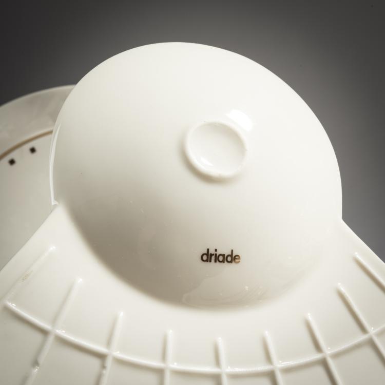 Bild 4 zu Objekt, 'Albertine' tableware from the 'Follies' series, 1989, Bořek &Scaron;&iacute;pek, Driade, Porceleyne Fles, Delft, 161C 575