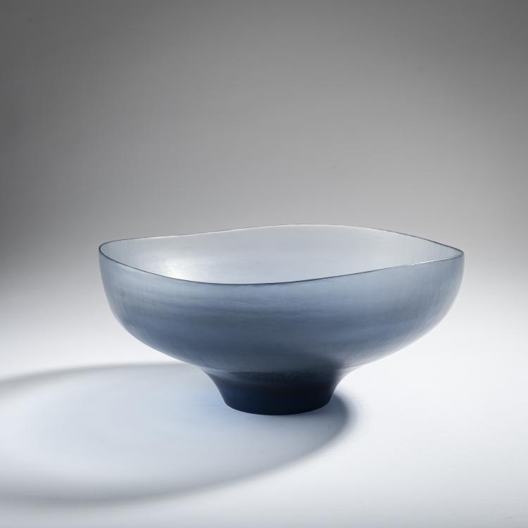 Bild 2 zu Objekt, 'Battuto' bowl, 1959/60, Tobia Scarpa, Venini & C., Murano, 161B 328