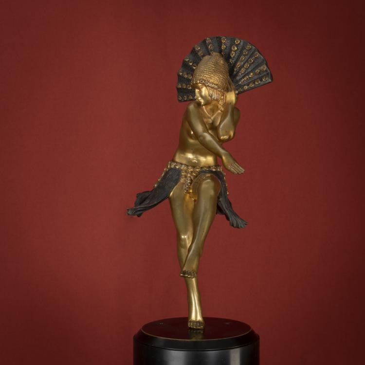 Bild 3 zu Objekt, &Auml;gyptische T&auml;nzerin mit F&auml;cher, um 1925, Claire Jeanne Roberte Colinet, 162C 289