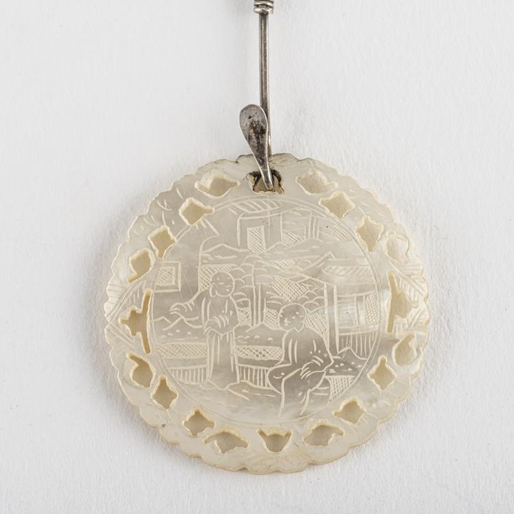 Bild 2 zu Objekt, Pair of chain pendants, 1950s, Torun Vivianna B&uuml;low-H&uuml;be, 163F 1214