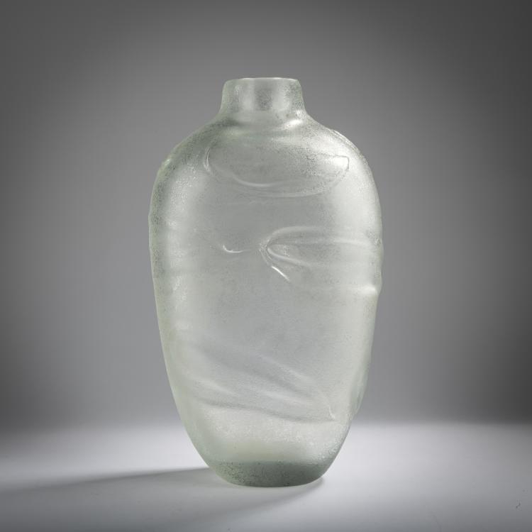 Bild 1 zu Objekt, Tall 'Corroso a rilievi' vase, c. 1938, Carlo Scarpa, Venini & C., Murano, 163F 1188
