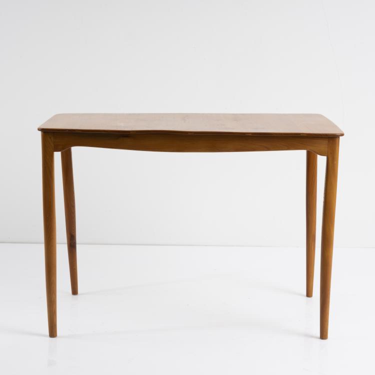 Bild 1 zu Objekt, Beistelltisch, 1940er Jahre, Peder Moos, Moos, Peder, D&auml;nemark, 163F 1110