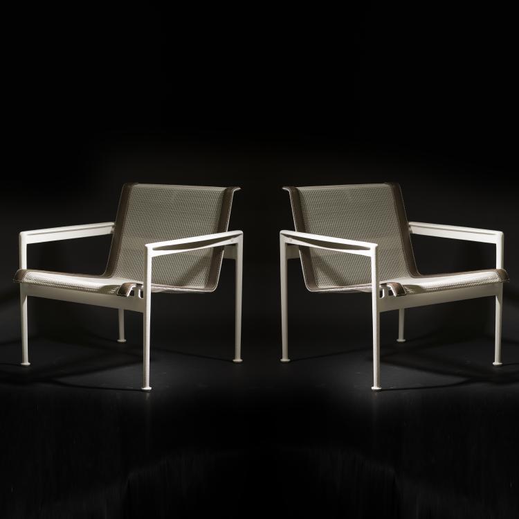 Bild 1 zu Objekt, '3425T' coffee table and two '1445A' armchairs, 1966, Richard Schultz, Knoll International, New York, 163F 1139