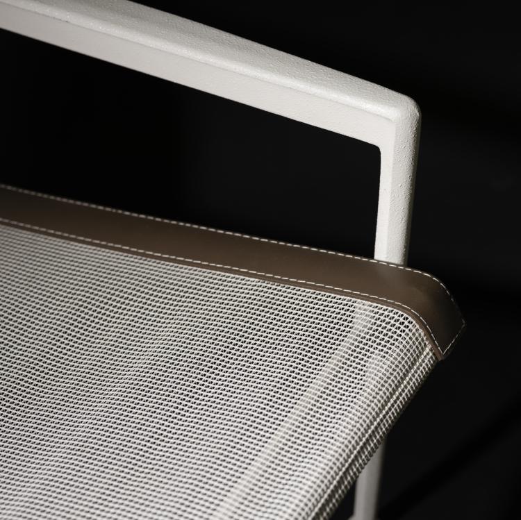 Bild 6 zu Objekt, '3425T' coffee table and two '1445A' armchairs, 1966, Richard Schultz, Knoll International, New York, 163F 1139