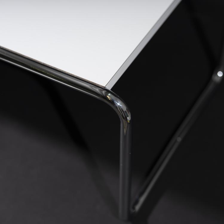 Bild 5 zu Objekt, 'Laccio 2' coffee table, 1925/26, Marcel Breuer, Knoll International, New York oder Gavina, Mailand., 163F 1106