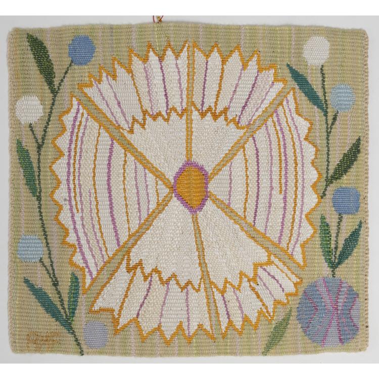 Hauptbild zu Objekt, 'Vit blomma' carpet / tapestry, 1959, Ann-Mari Forsberg, M&aring;&aring;s-Fjetterstr&ouml;m, M&auml;rta AB, B&aring;stad, 163F 1131