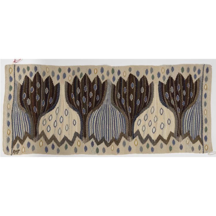 Hauptbild zu Objekt, Carpet / tapestry 'Bl&aring; crocus', 1945, Ann-Mari Forsberg, M&aring;&aring;s-Fjetterstr&ouml;m, M&auml;rta AB, B&aring;stad, 163F 1113