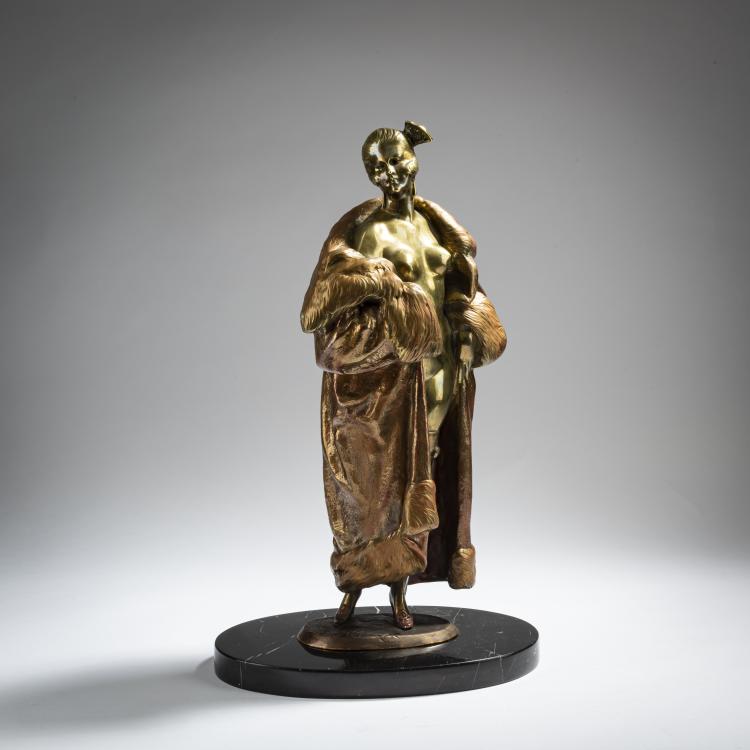 Hauptbild zu Objekt, Frau im Pelzmantel, um 1928, Bruno Zach, 162C 317