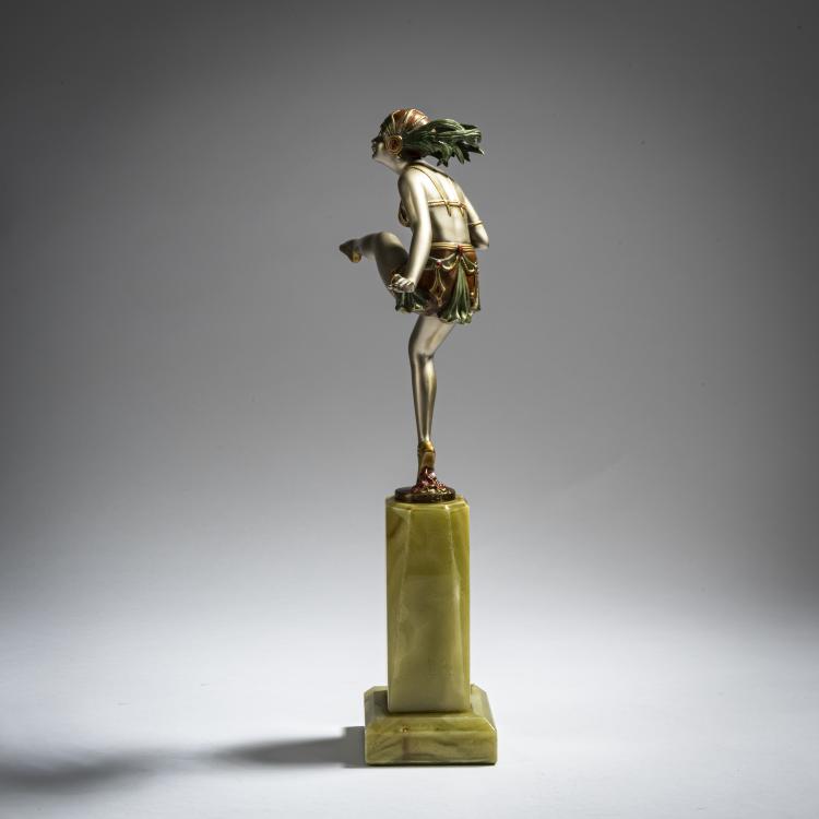 Bild 3 zu Objekt, T&auml;nzerin, um 1925, Bruno Zach, 162C 315