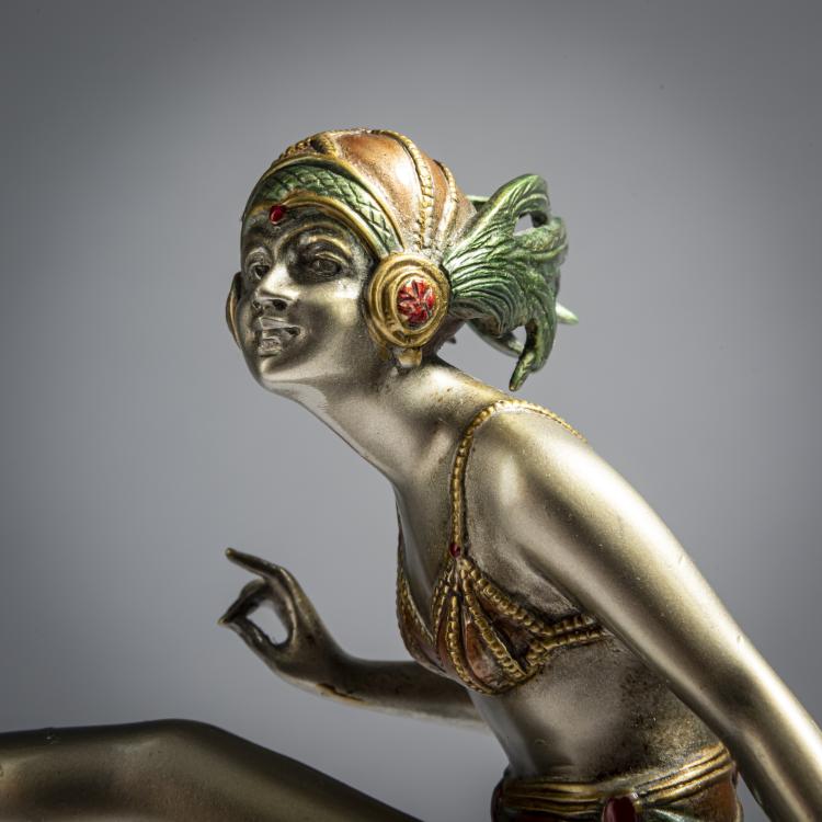 Bild 5 zu Objekt, T&auml;nzerin, um 1925, Bruno Zach, 162C 315