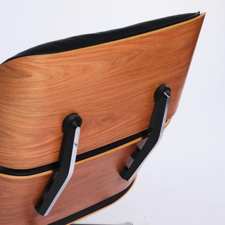 Bild 1 zu Objekt, 'Lounge chair XL' mit Ottoman, 1956, Charles Eames,Ray Eames, Vitra Design, Weil am Rhein, 163C 524