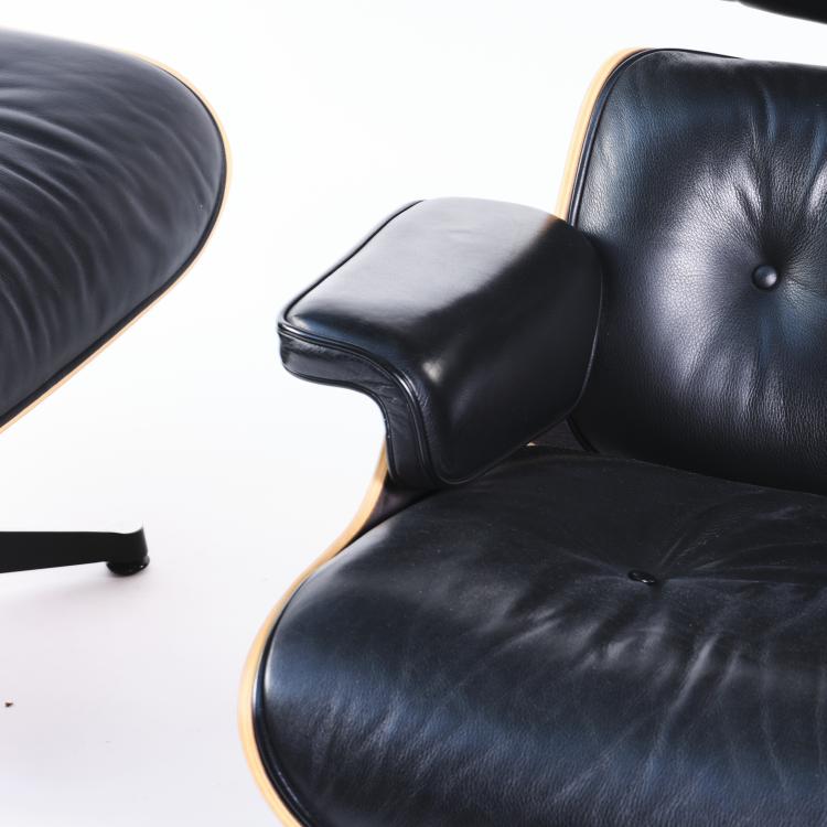 Bild 2 zu Objekt, 'Lounge chair XL' mit Ottoman, 1956, Charles Eames,Ray Eames, Vitra Design, Weil am Rhein, 163C 524