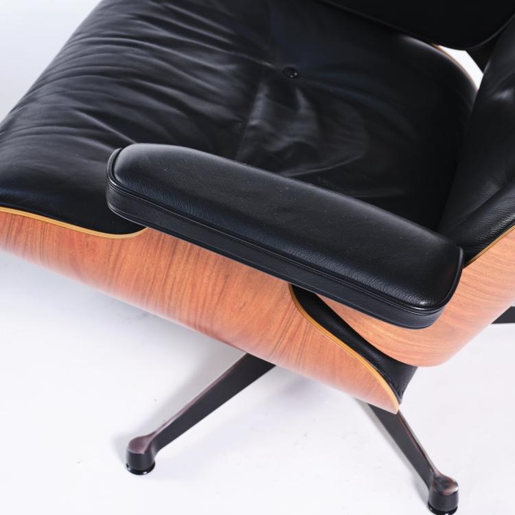 Bild 10 zu Objekt, 'Lounge chair XL' mit Ottoman, 1956, Charles Eames,Ray Eames, Vitra Design, Weil am Rhein, 163C 524
