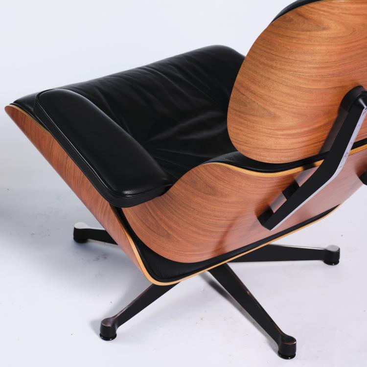 Bild 11 zu Objekt, 'Lounge chair XL' mit Ottoman, 1956, Charles Eames,Ray Eames, Vitra Design, Weil am Rhein, 163C 524