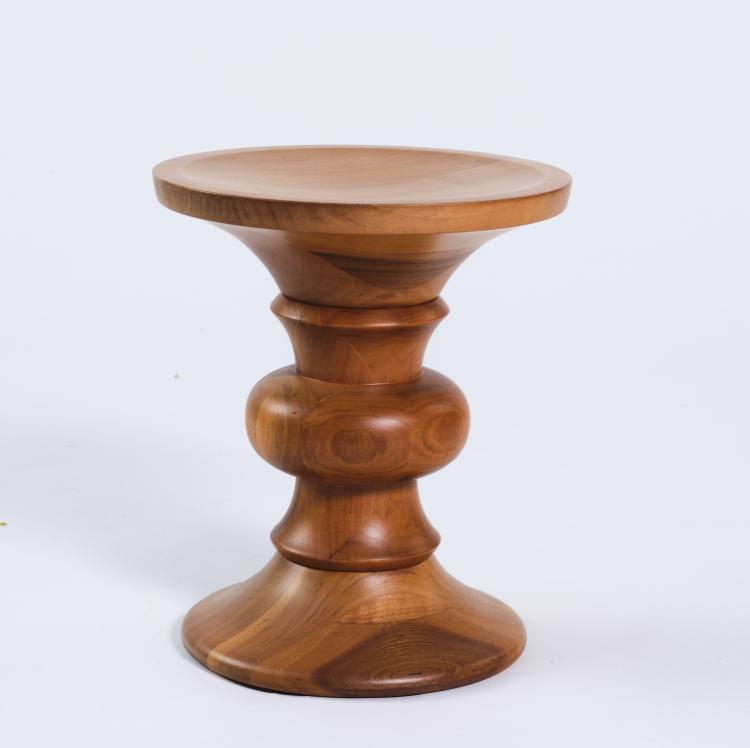 Hauptbild zu Objekt, Hocker 'Stool B' f&uuml;r das 'Time-Life'- Geb&auml;ude, 1960, Ray Eames, Vitra Design, Weil am Rhein, 163C 534