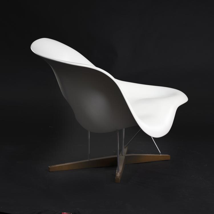 Bild 4 zu Objekt, Sitzobjekt 'La Chaise', 1948, Charles Eames,Ray Eames, Vitra, Weil am Rhein, 163C 511