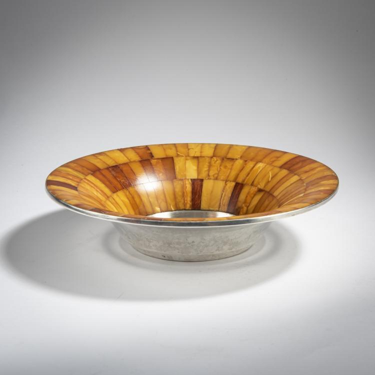 Hauptbild zu Objekt, Amber bowl, 1930s, Hermann Brachert (attributed), K&ouml;nigsberg, Staatl. Bernstein-Manufaktur, 162C 422