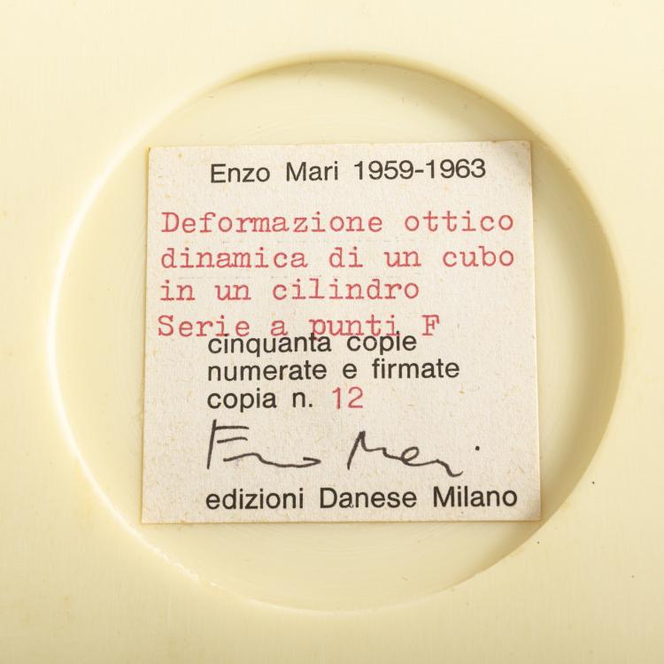 Bild 4 zu Objekt, 'Deformazione ottico-dinamica di un cubo in un cilindro, Serie a punti F', 1959 - 1963, Enzo Mari, Danese, Mailand, 163B 184
