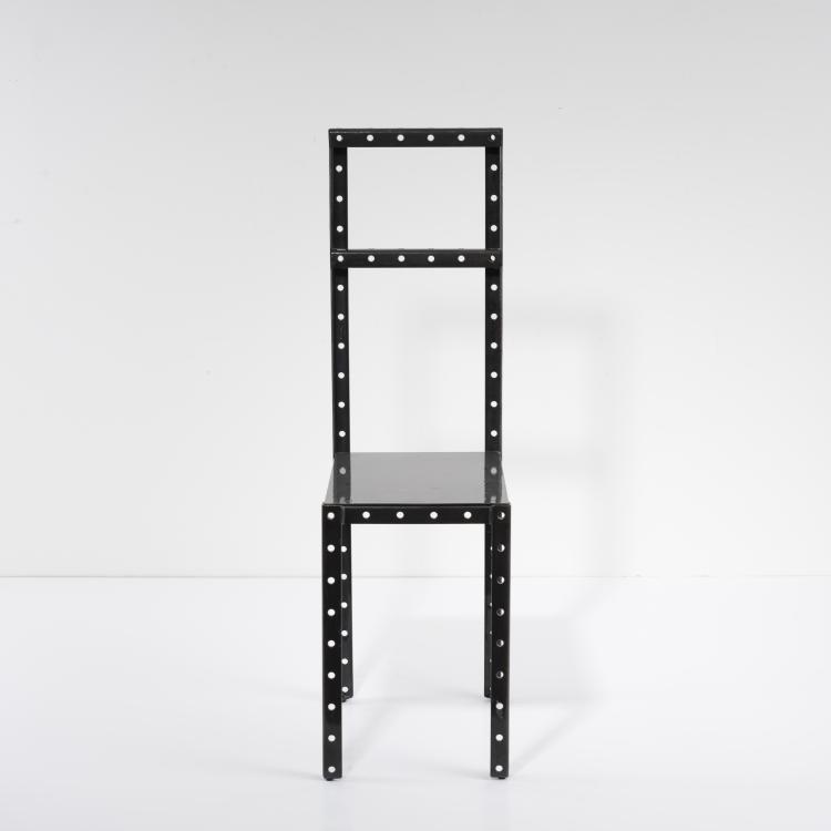 Bild 2 zu Objekt, Stuhl 'Hamlet Machine', um 1987, Robert Wilson, XO, Boissy-Saint-L&eacute;ger, 163B 202