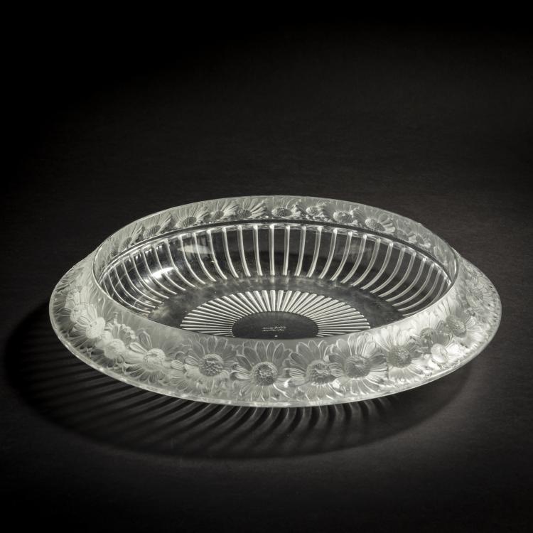 Hauptbild zu Objekt, 'Marguerites' bowl, 1941, Ren&eacute; Lalique, Lalique, Wingen-sur-Moder, 162A 45