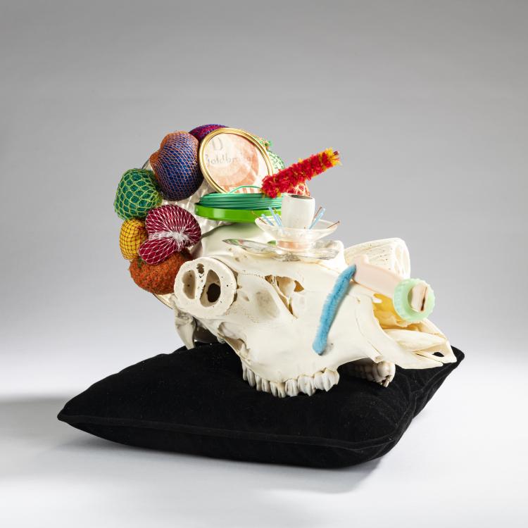 Bild 1 zu Objekt, Skulptur aus der Serie 'Soft Skulls', 2014, Helga Schmidhuber, 163B 261
