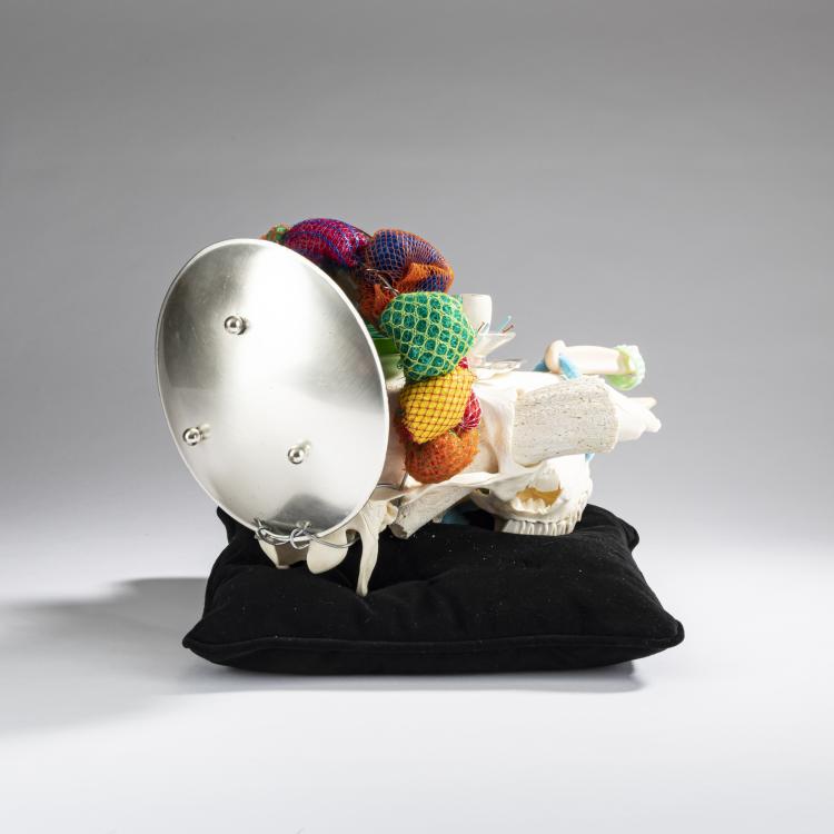 Bild 3 zu Objekt, Skulptur aus der Serie 'Soft Skulls', 2014, Helga Schmidhuber, 163B 261