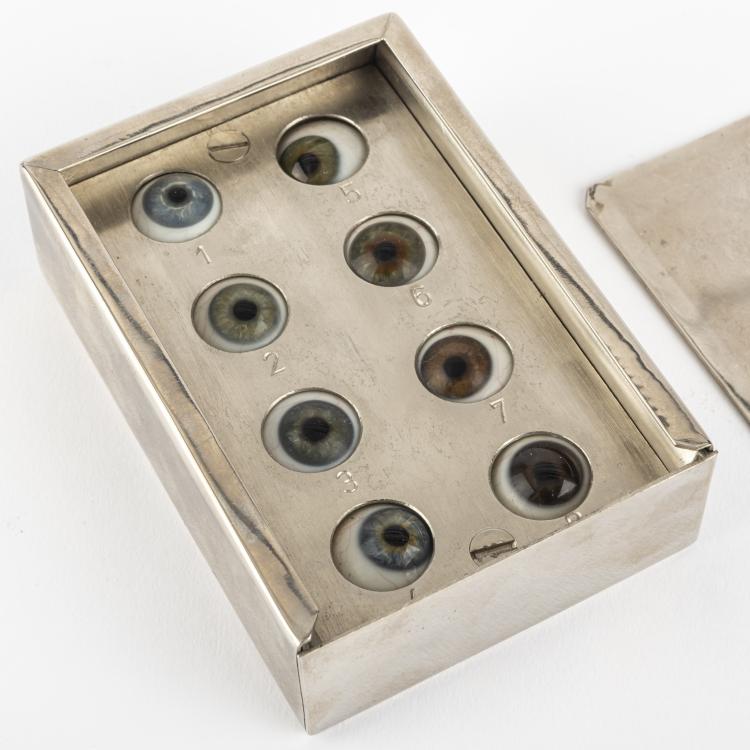 Bild 1 zu Objekt, Augenfarbentafel, um 1930, 163B 159