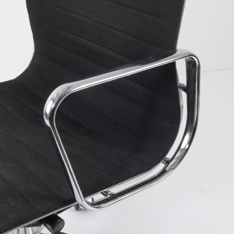 Bild 4 zu Objekt, Stuhl 'Aluminum Group', 1958, Charles Eames,Ray Eames, Vitra Design, Weil am Rhein, 163B 197